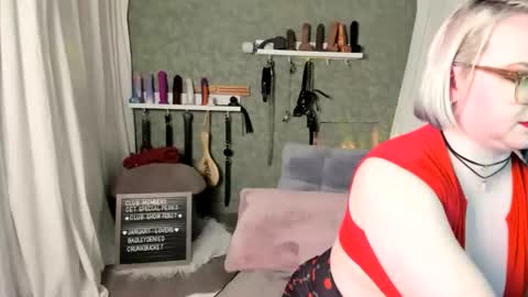 Snapshot of evanharlowe chatting on 28, 2, 2026 Evan Harlowe online show from 28, 2, 2026