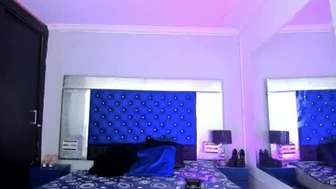 evanllelyne online show from 28, 11, 2025