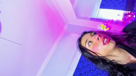 evanllelyne online show from 30, 5, 2026