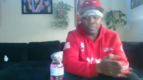 evanschris2048 online show from 1, 12, 2025