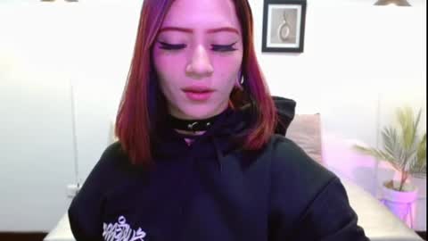 Snapshot of evanss_lx chatting on 14, 12, 2025 Evanssa lx online show from 14, 12, 2025