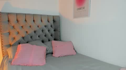 Eva Olimpo online show from 27, 11, 2025