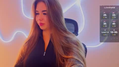 Snapshot of evapuff chatting on 23, 11, 2025 evapuff online show from 23, 11, 2025