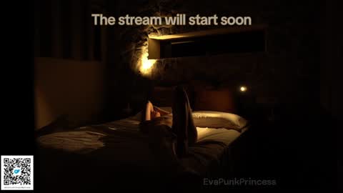 Snapshot of evapunkprincess chatting on 4, 2, 2025 Eva online show from 4, 2, 2025