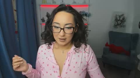 evasarazardje online show from 4, 2, 2026