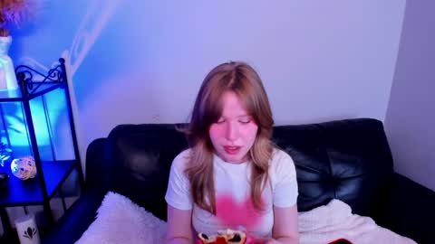 Snapshot of evastevs chatting on 15, 12, 2024 Eva online show from 15, 12, 2024