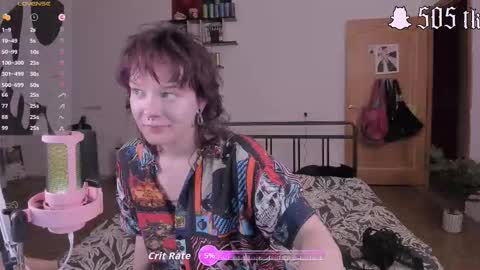 Snapshot of evathority chatting on 12, 9, 2025 online show from 12, 9, 2025