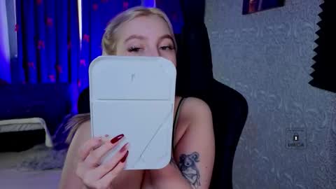 evavibe online show from 10, 3, 2026