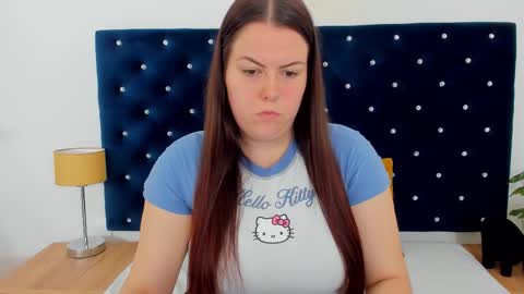 Snapshot of evawetdream chatting on 23, 10, 2025 Eva online show from 23, 10, 2025