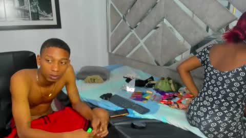 Snapshot of evaxemma chatting on 29, 11, 2025 Eva And Emmanuel online show from 29, 11, 2025