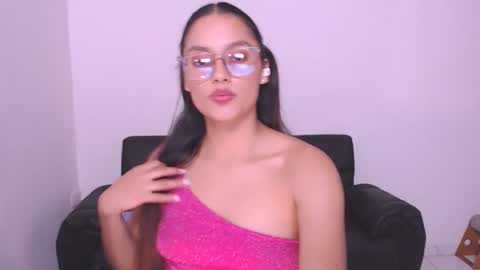 Snapshot of eve_rox18 chatting on 6, 12, 2024 Eve Rox18 online show from 6, 12, 2024