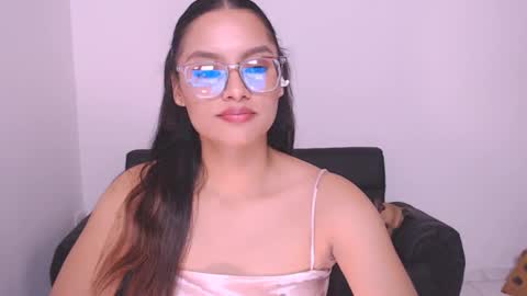 Snapshot of eve_rox18 chatting on 8, 1, 2025 Eve Rox18 online show from 8, 1, 2025