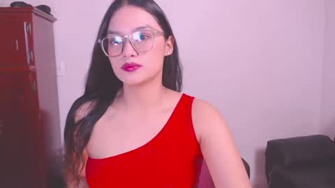 Snapshot of eve_rox18 chatting on 22, 10, 2025 Eve Rox18 online show from 22, 10, 2025