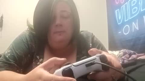 Snapshot of evehaspowers chatting on 15, 10, 2025 Eve online show from 15, 10, 2025