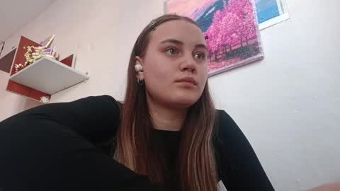 Snapshot of eveliaballiett chatting on 2, 3, 2026 Noor online show from 2, 3, 2026