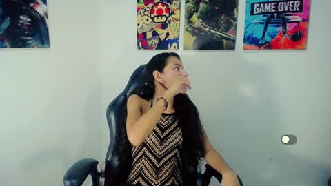 Evelin online show from 15, 12, 2024