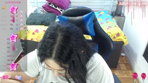 Snapshot of evelin_zaens chatting on 7, 2, 2025 evelin zaens online show from 7, 2, 2025