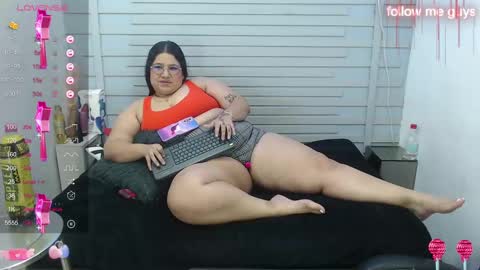 Snapshot of evelin_zaens chatting on 1, 3, 2025 evelin zaens online show from 1, 3, 2025