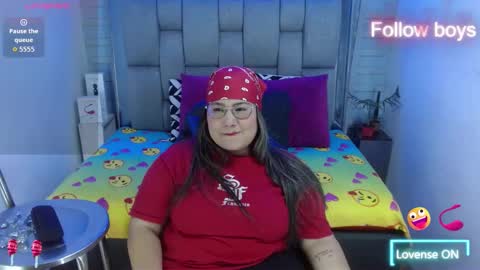 Snapshot of evelin_zaens chatting on 29, 10, 2025 evelin zaens online show from 29, 10, 2025