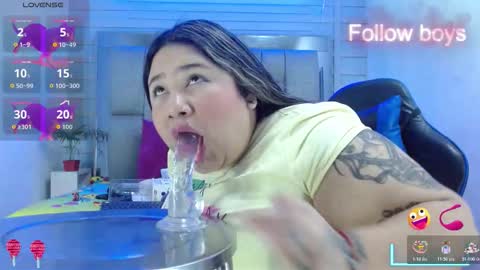 Snapshot of evelin_zaens chatting on 1, 12, 2025 evelin zaens online show from 1, 12, 2025