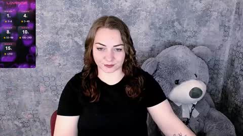 Snapshot of evelineli chatting on 16, 12, 2025 Lydia online show from 16, 12, 2025