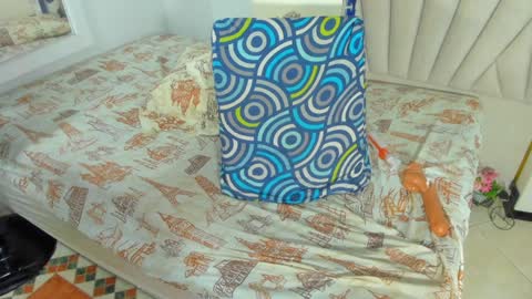 Snapshot of evelonga_707 chatting on 5, 2, 2025 DAYANITA online show from 5, 2, 2025