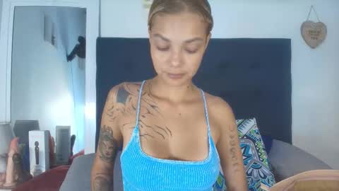 Snapshot of evelonga_707 chatting on 30, 9, 2025 DAYANITA online show from 30, 9, 2025