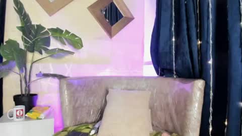 evelyn__rose1 online show from 5, 6, 2026