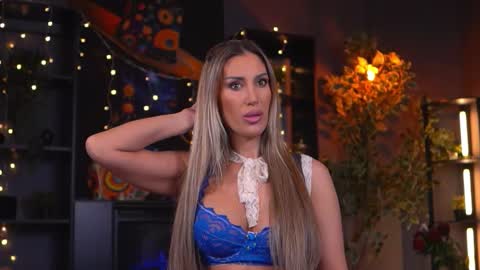 Evelyn online show from 20, 12, 2025