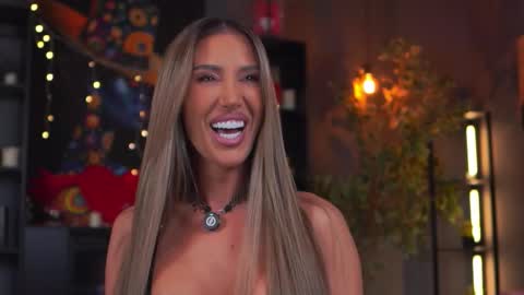 Evelyn online show from 13, 3, 2026