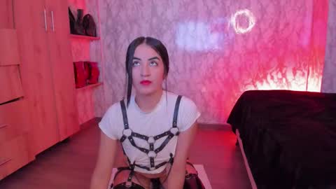 Evelyn online show from 20, 10, 2025