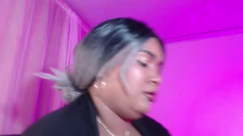 Evelyn Sandoval online show from 3, 2, 2026