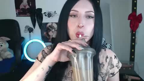 Julieta online show from 9, 4, 2026