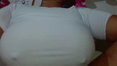 Snapshot of evelyn_stormm chatting on 14, 2, 2025 evelyn stormm online show from 14, 2, 2025