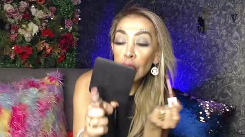 Snapshot of evelynagrey chatting on 28, 1, 2025 EvelynaGrey online show from 28, 1, 2025