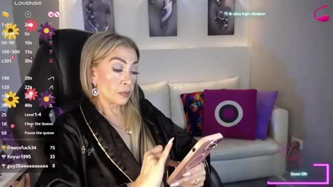 Snapshot of evelynagrey chatting on 28, 2, 2025 EvelynaGrey online show from 28, 2, 2025