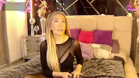 EvelynaGrey online show from 17, 4, 2026