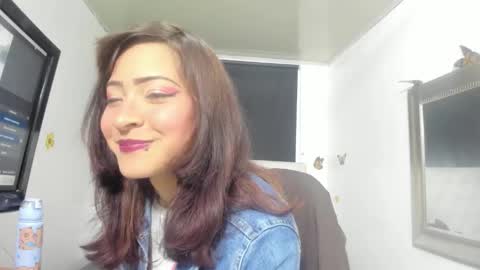 Snapshot of evelynesex chatting on 29, 9, 2025 Evelyne online show from 29, 9, 2025