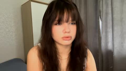 Evelyn Velvet online show from 4, 6, 2026