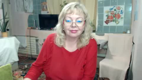Snapshot of evelynloveshy chatting on 14, 1, 2025 BarbaraBlondy online show from 14, 1, 2025