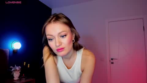 Evelyn online show from 12, 10, 2025