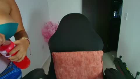 evelin 3 online show from 11, 6, 2026
