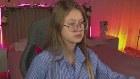 Snapshot of evemundie chatting on 13, 11, 2025 Eve online show from 13, 11, 2025