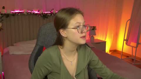 Snapshot of evemundie chatting on 17, 11, 2025 Eve online show from 17, 11, 2025