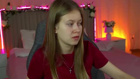 Snapshot of evemundie chatting on 23, 12, 2025 Eve online show from 23, 12, 2025