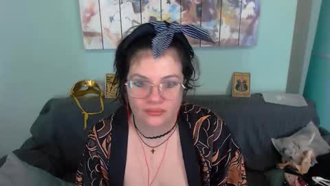 Everly online show from 2, 10, 2025