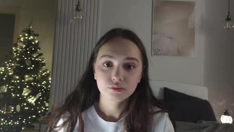 evi_woow online show from 16, 12, 2025