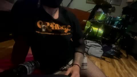 Cloudia Kumz online show from 7, 3, 2025