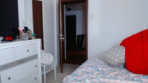 Snapshot of evolett chatting on 25, 2, 2026 ONLYFANS There are legends that in this room all your wishes can come true Private is Open online show from 25, 2, 2026