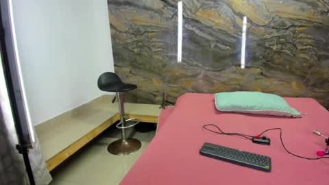 evy_connor online show from 3, 12, 2025